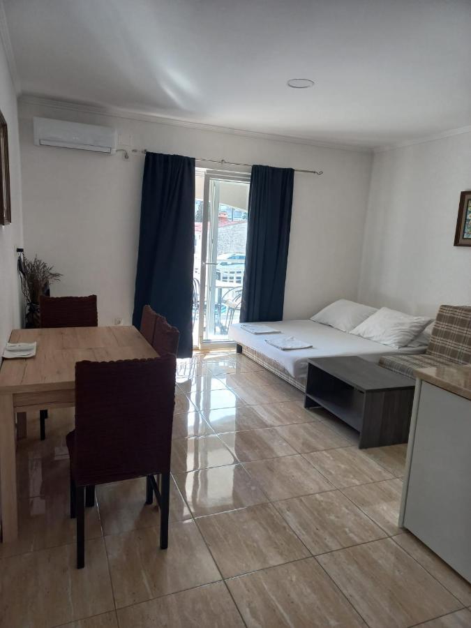 Apartmani Jopi 内乌姆 外观 照片