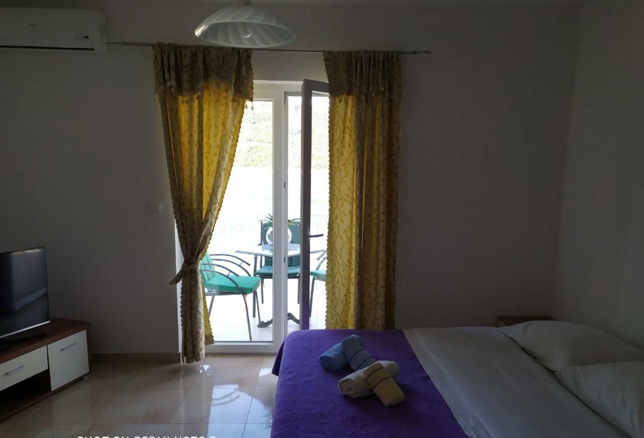 Apartmani Jopi 内乌姆 外观 照片